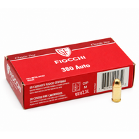 Fiocchi .380 Auto 9mm Short FMJ - Kutija italijanske pištoljske municije Fiocchi Classic Line, pakovanje od 50 metaka, sa jednim metkom prikazanim pored kutije.