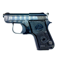 Beretta 950 B, kalibar 6,35 mm — leva strana pištolja sa oznakom modela, spoljašnjim udaračem i logotipom Beretta na rukohvatu.