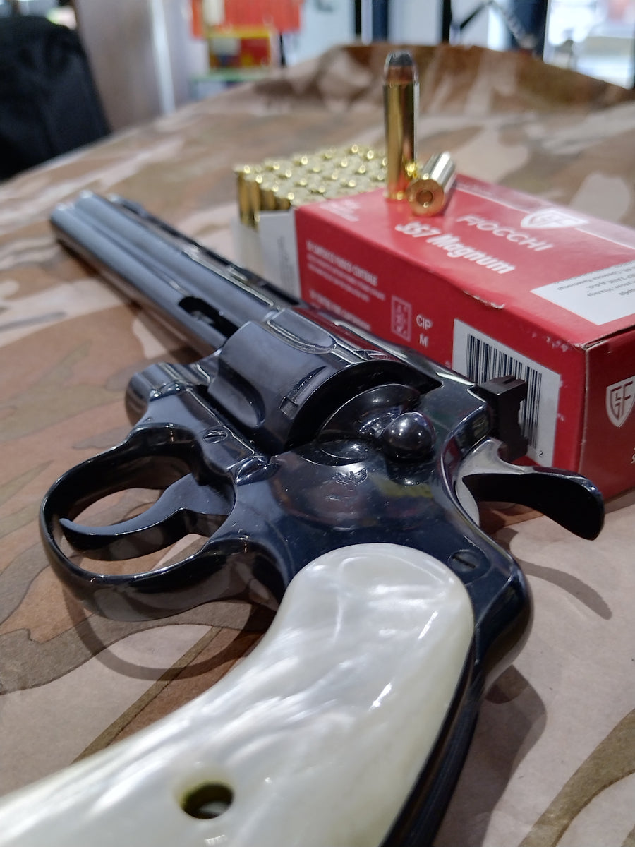 Revolver Magnum 357 Colt Python 8"
