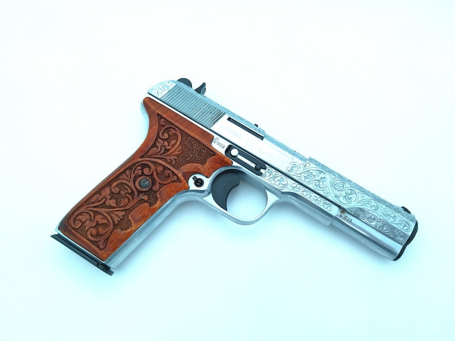 Pištolj CZ M57
